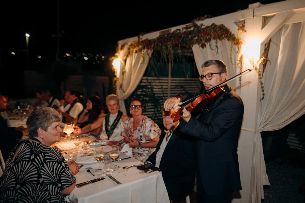 VIOLINO