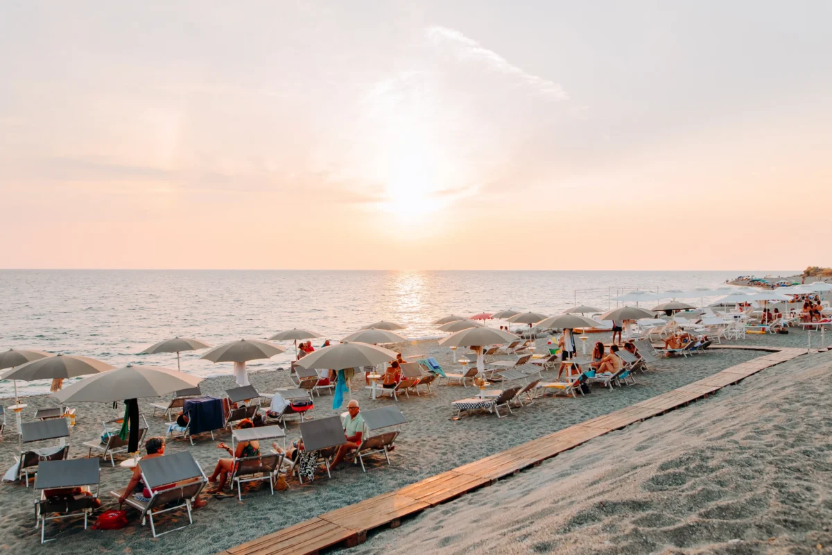 Rivale Beach Club Falerna: il beach club esclusivo sulla Riviera dei Tramonti