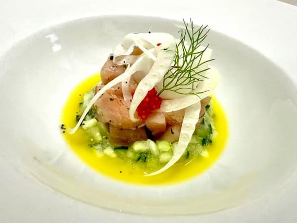 Ricciola battuta al coltello